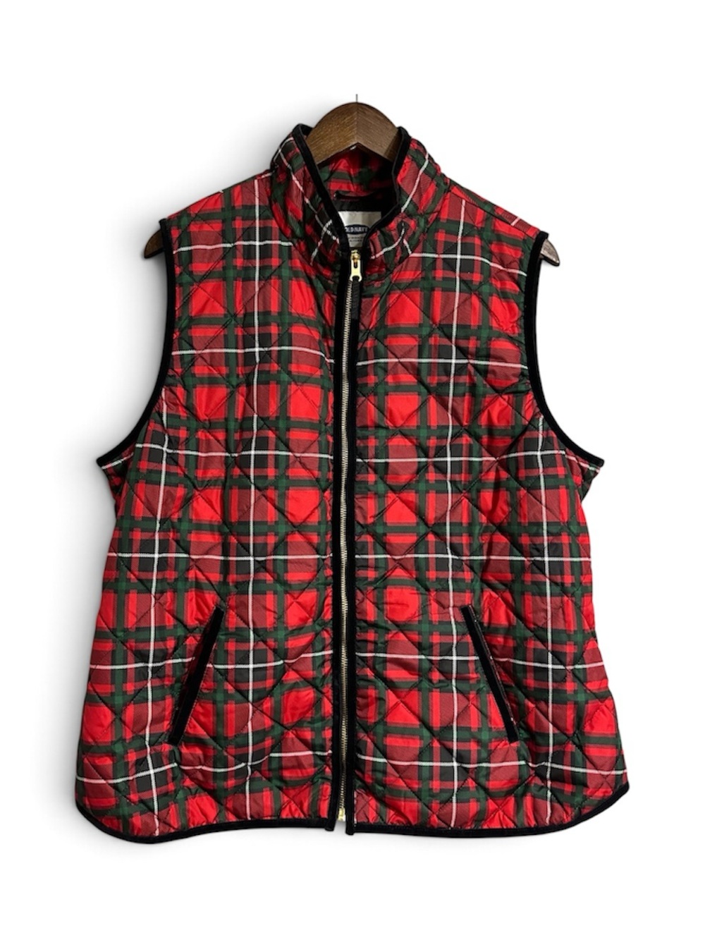 Old Navy Quilted Plaid Vest Women’s XL Red Green Black Holiday Christmas